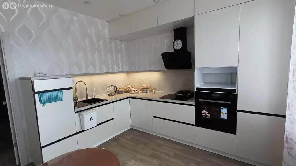 3-комнатная квартира: Сухой Лог, Сухоложская улица, 4 (74 м) - Фото 1