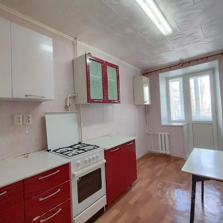 1-к кв. Оренбургская область, Оренбург ул. Дружбы, 9к1 (35.0 м) - Фото 0