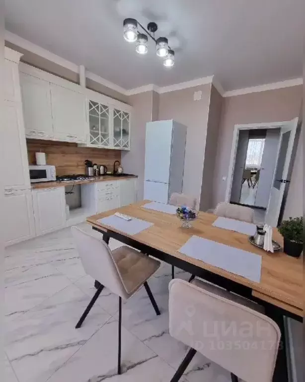 2-к кв. Ставропольский край, Ессентуки Никольская ул., 19к1 (61.0 м) - Фото 0
