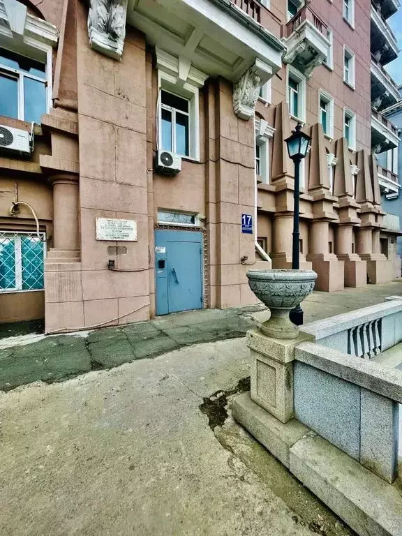 Комната Приморский край, Владивосток Алеутская ул., 17 - Фото 1