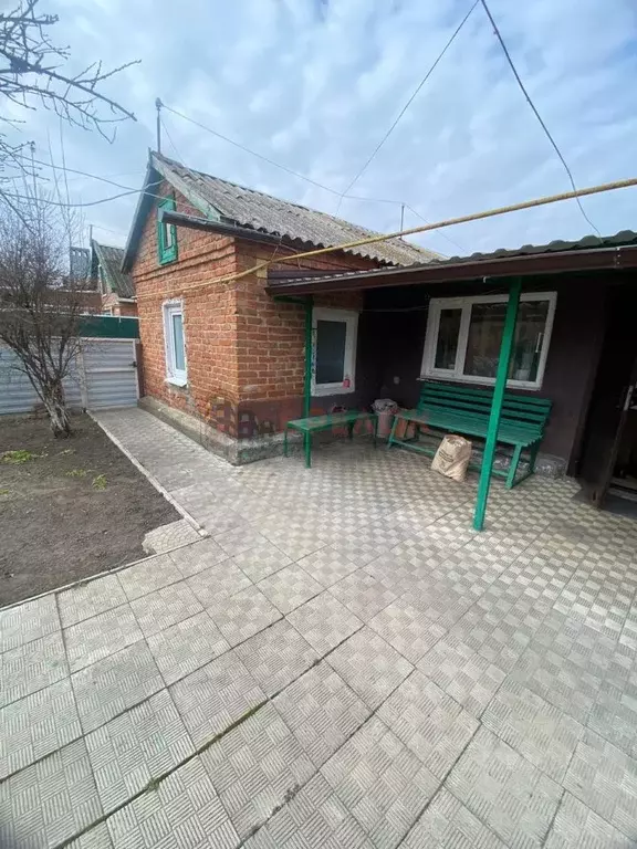 Дом в Ростовская область, Зерноградский район, Манычское с/пос, пос. ... - Фото 1