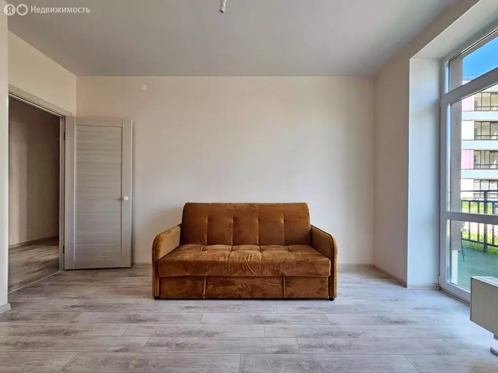 2-комнатная квартира: Пермь, улица Борцов Революции, 1Ак4 (70.4 м) - Фото 1