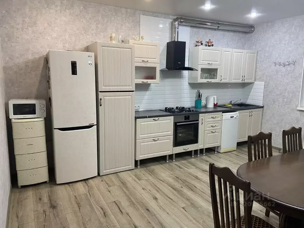 Дом в Краснодарский край, Сочи городской округ, с. Красная Воля ул. ... - Фото 0