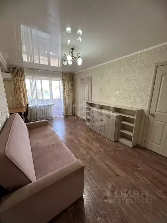 3-к кв. Брянская область, Брянск ул. Димитрова, 43 (43.0 м) - Фото 0