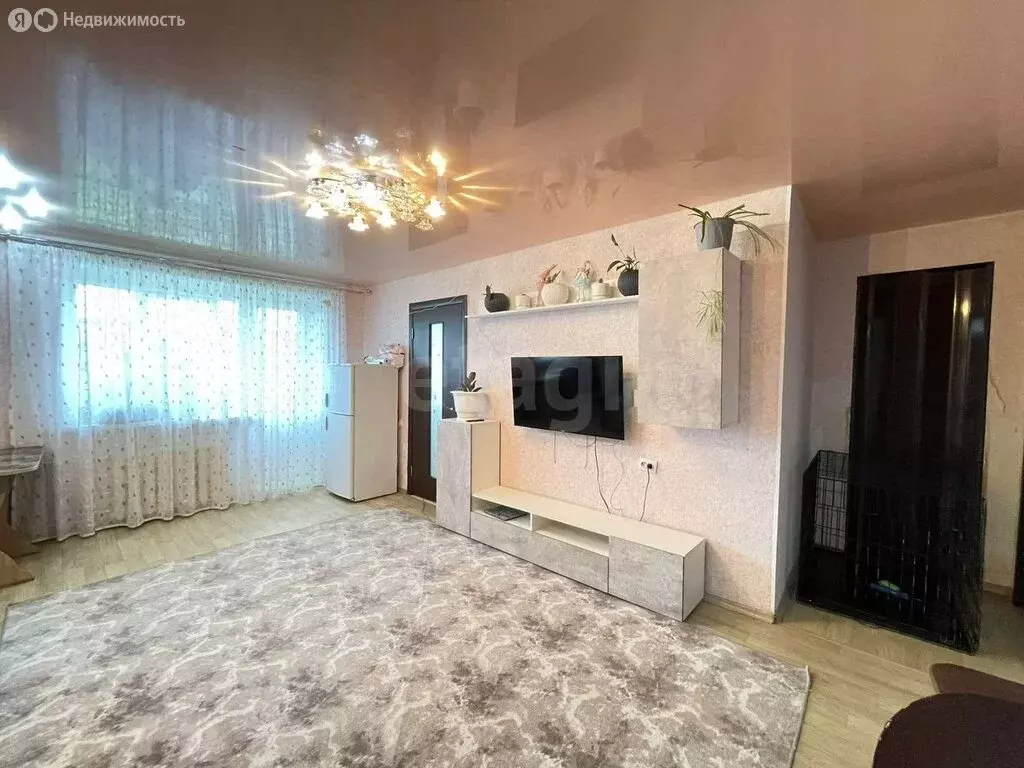 3-комнатная квартира: Алапаевск, улица Пушкина, 93 (55.5 м) - Фото 0