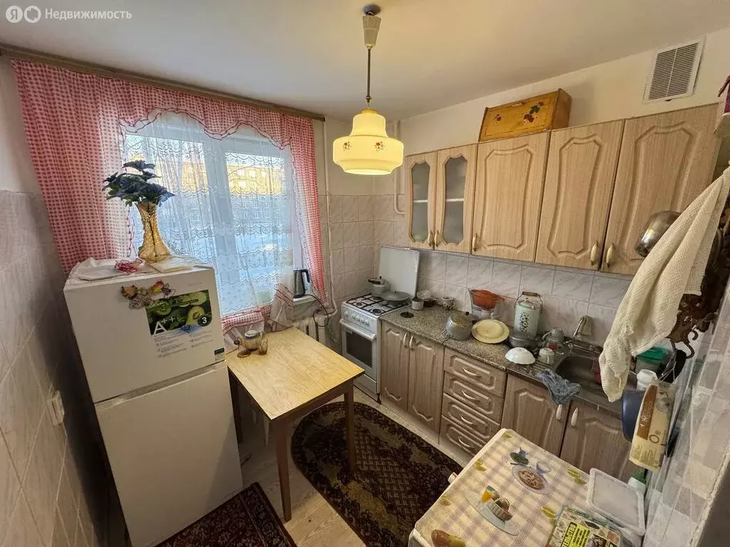 2-комнатная квартира: Первоуральск, улица Строителей, 6А (46 м) - Фото 1