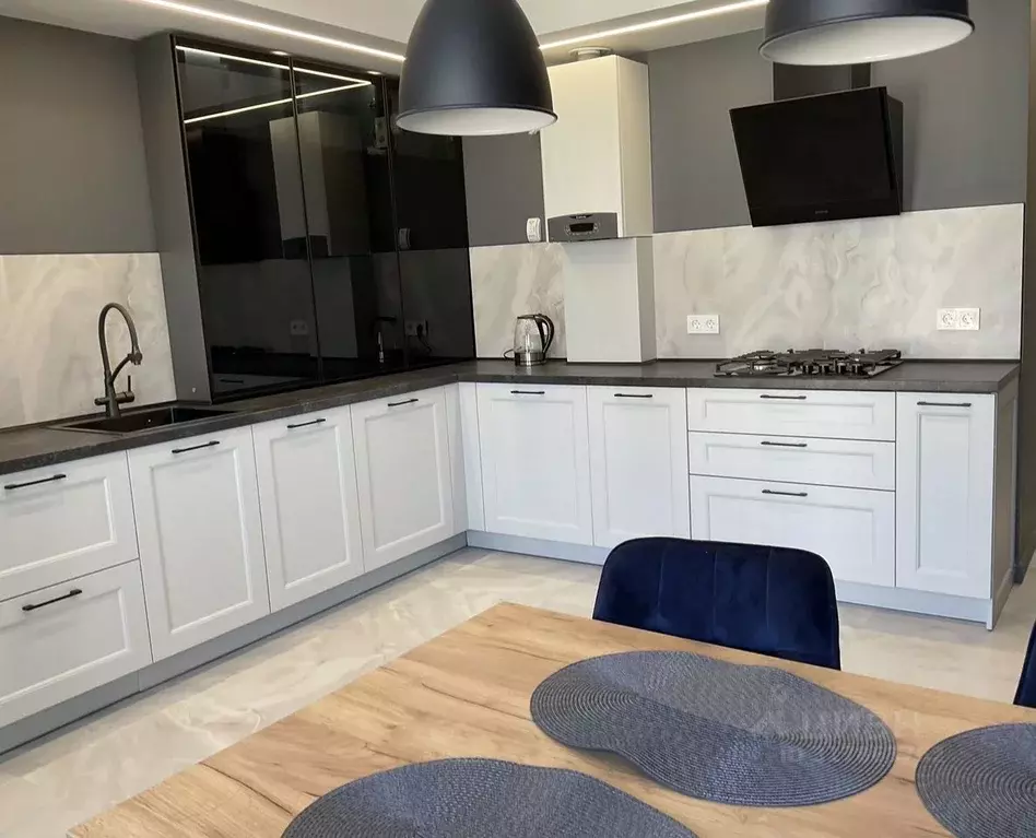2-к кв. Калининградская область, Калининград Советский просп., 81к1 ... - Фото 1