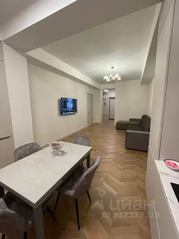 2-к кв. Дагестан, Каспийск просп. Акулиничева, 2 (60.0 м) - Фото 1