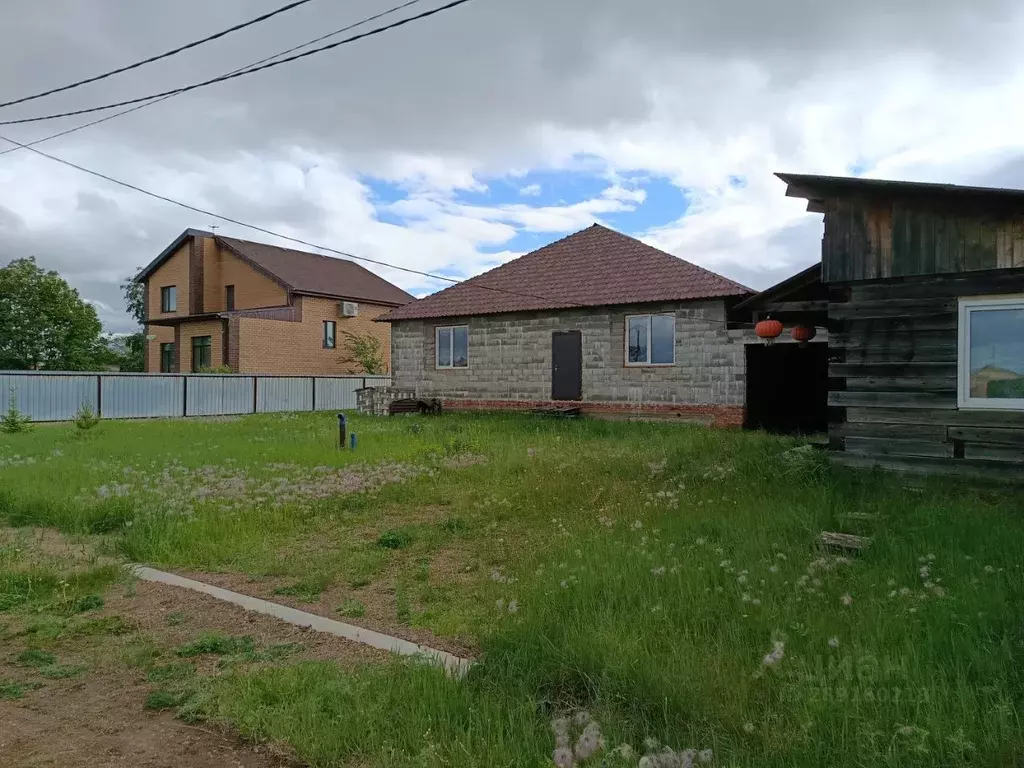 Дом в Амурская область, Благовещенский район, с. Владимировка ... - Фото 1