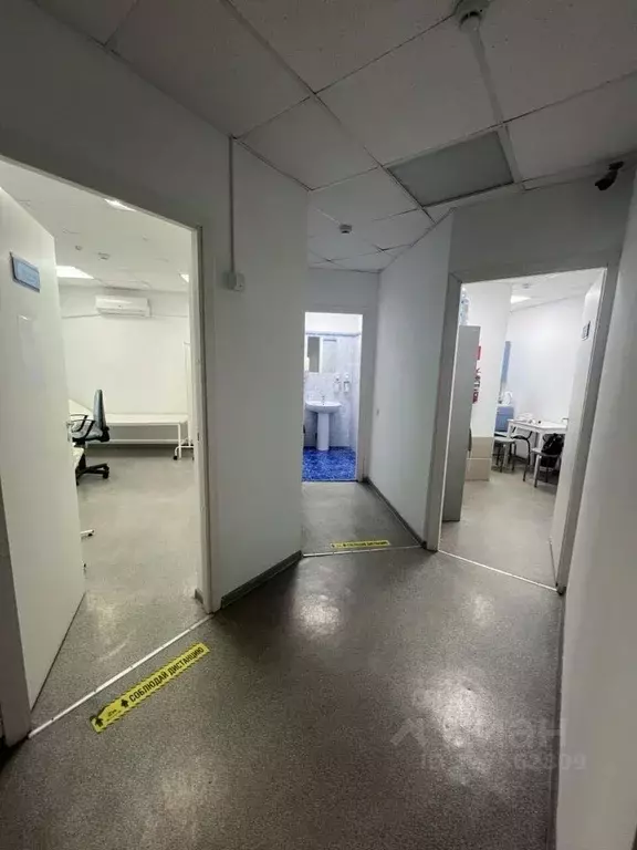 Помещение свободного назначения в Москва ул. Маршала Савицкого, 26к2 ... - Фото 1