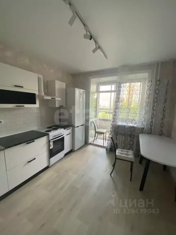 2-к кв. Амурская область, Благовещенск ул. Островского, 110 (51.0 м) - Фото 2