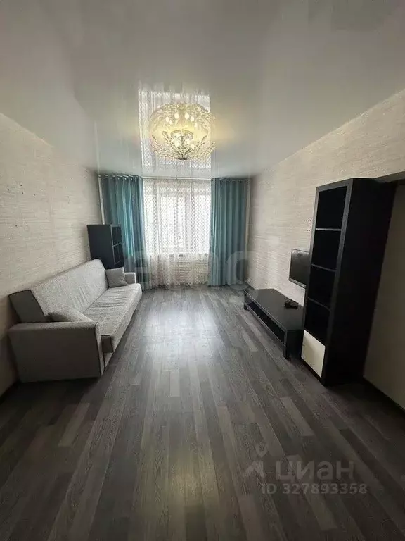 3-к кв. Удмуртия, Ижевск 7-я Подлесная ул., 32 (66.0 м) - Фото 1