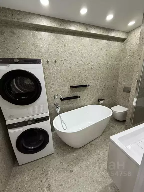 3-к кв. Татарстан, Набережные Челны ул. Шамиля Усманова, 18Ж (70.0 м) - Фото 2