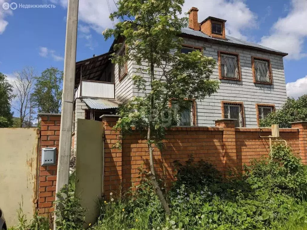 Дом в деревня Патрушева, улица Ветеранов (244 м) - Фото 0