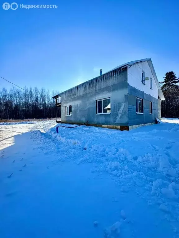 Дом в село Бычиха, Амурская улица, 9 (140 м) - Фото 1