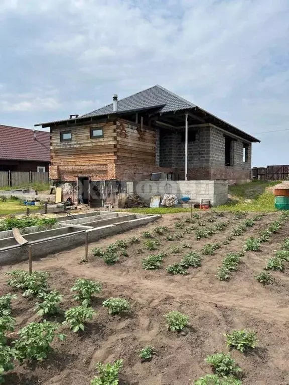 Дом в Красноярский край, Минусинский район, Лугавский сельсовет, пос. ... - Фото 1