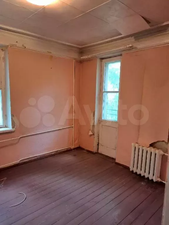 Комната 13,3 м в 3-к., 2/2 эт. - Фото 1