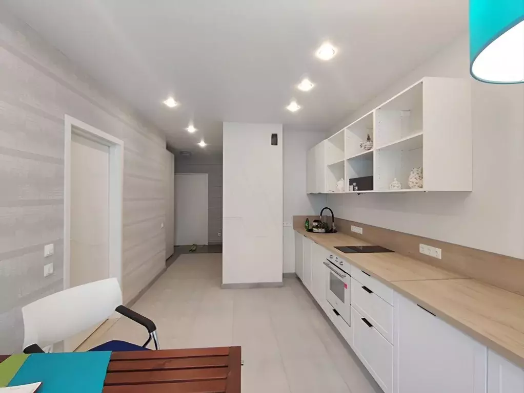 1-к кв. Свердловская область, Екатеринбург ул. Циолковского, 27 (45.0 ... - Фото 1