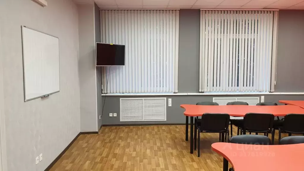 Офис в Удмуртия, Ижевск проезд имени Дерябина, 3 (7 м) - Фото 0