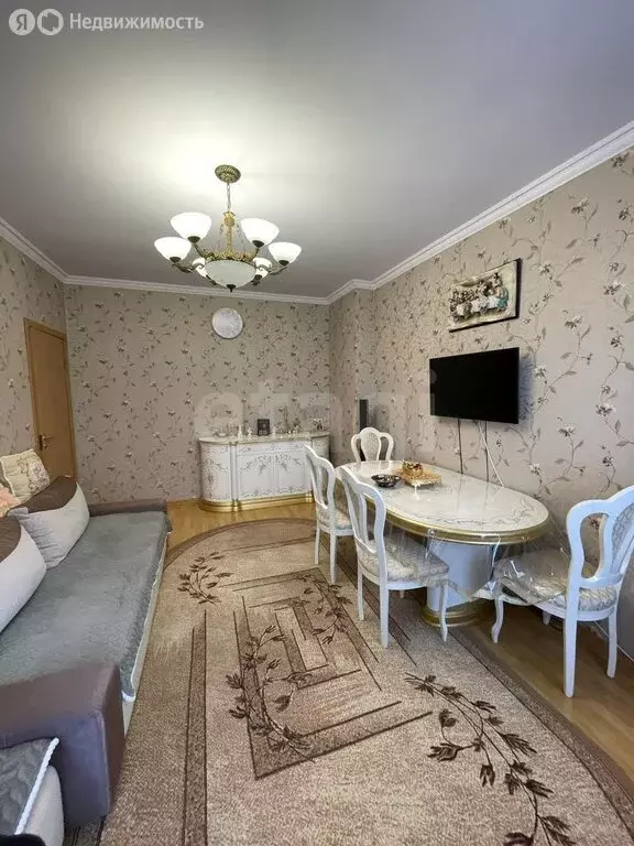 3-комнатная квартира: Черняховск, Комсомольская улица, 15 (57.9 м) - Фото 1