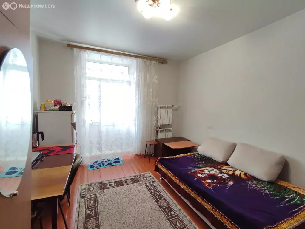 1к в 4-комнатной квартире (15 м) - Фото 0