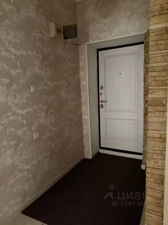 3-к кв. Чеченская республика, Грозный ул. Родниковая, 10 (71.8 м) - Фото 1