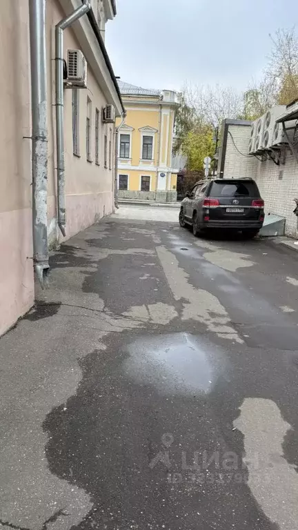 Гараж в Москва ул. Александра Солженицына, 14к1 (12 м) - Фото 2