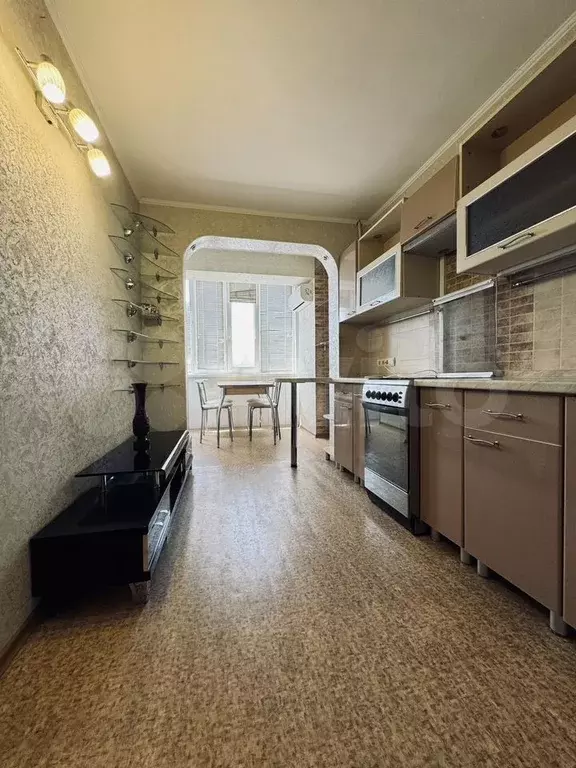 3-к. квартира, 80 м, 7/8 эт. - Фото 0