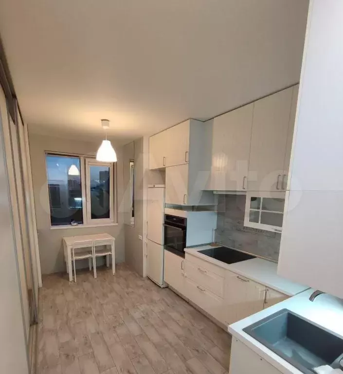 1-к. квартира, 50 м, 8/30 эт. - Фото 0