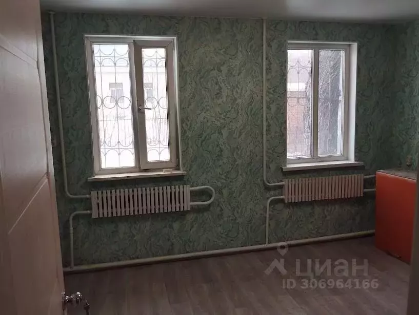 2-к кв. Омская область, Омск Привокзальный мкр, ул. Карбышева, 23А ... - Фото 0
