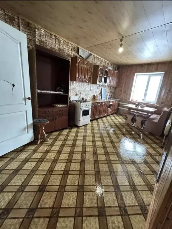 Дом в Омская область, Шербакульский район, д. Крушановка ул. 30 лет ... - Фото 2