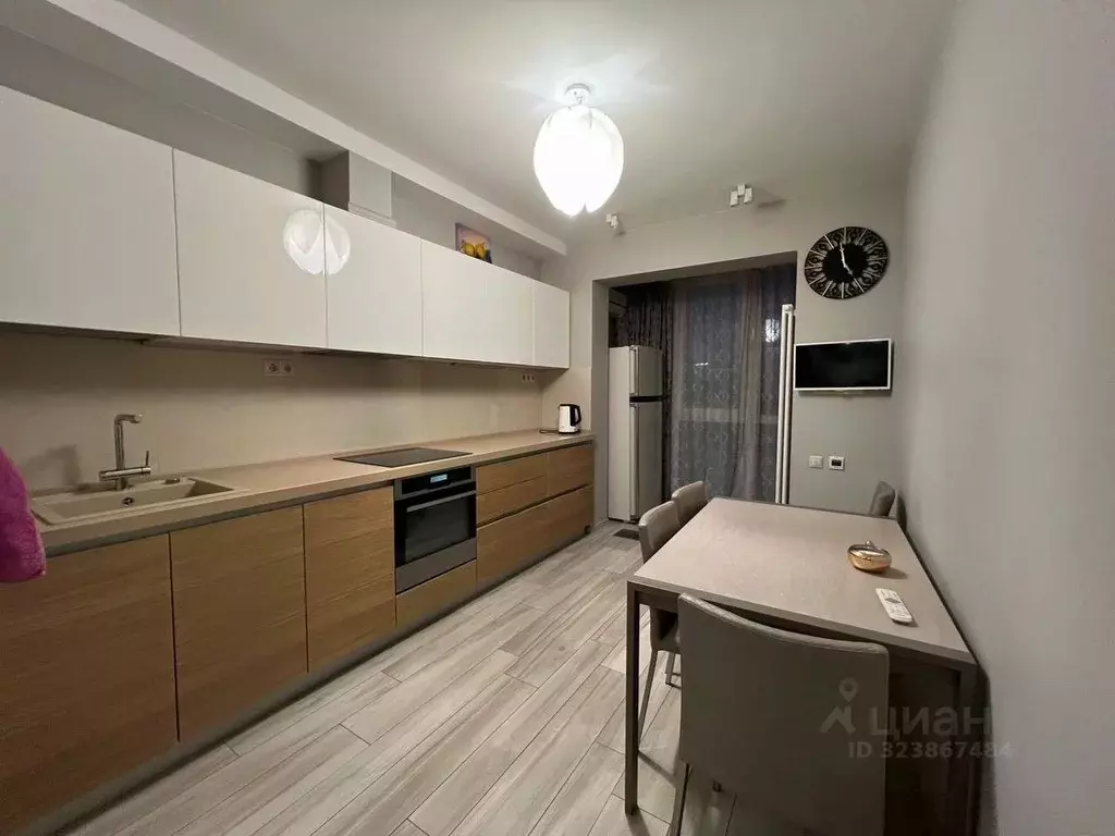 3-к кв. Москва ул. Ватутина, 7К2 (92.0 м) - Фото 1