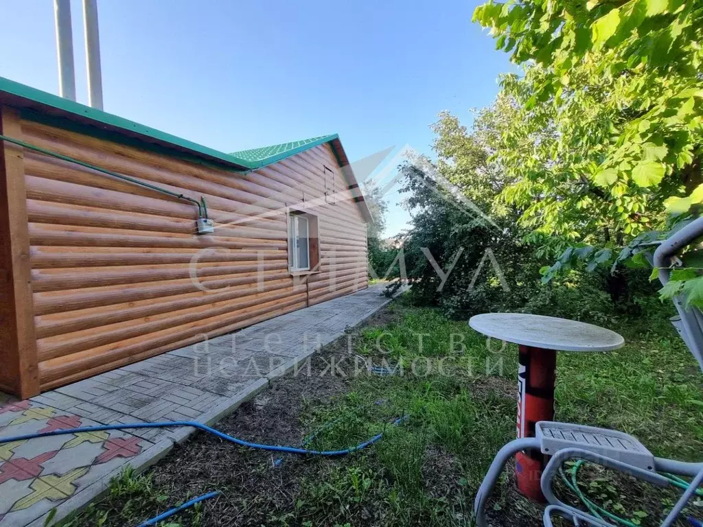 Дом в Саратовская область, Новобурасское муниципальное образование, с. ... - Фото 2