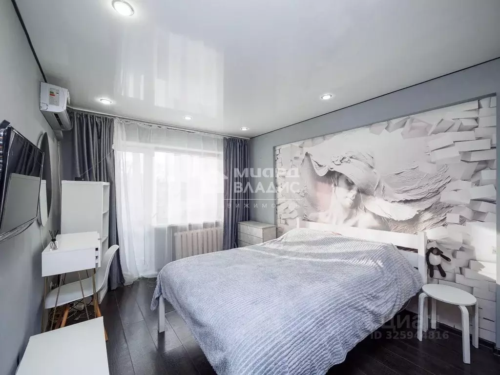 3-к кв. Омская область, Омск просп. Мира, 18 (54.7 м) - Фото 1