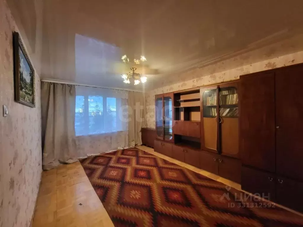 3-к кв. Удмуртия, Ижевск Камбарская ул., 35 (55.1 м) - Фото 1