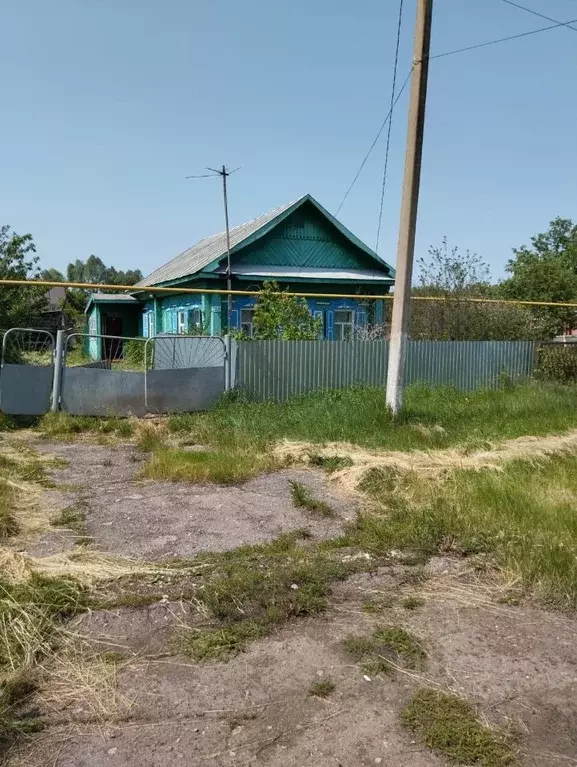 Дом в Башкортостан, Давлекановский район, Поляковский сельсовет, с. ... - Фото 1