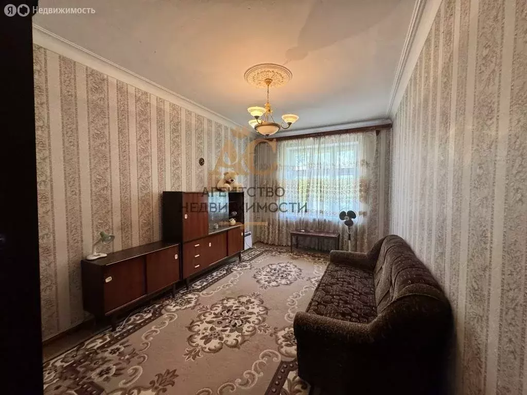 2-комнатная квартира: Феодосия, улица Горького, 2 (55 м) - Фото 2