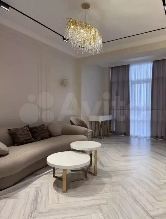 3-к кв. Чеченская республика, Грозный ул. Ярославского, 12 (94.0 м) - Фото 1