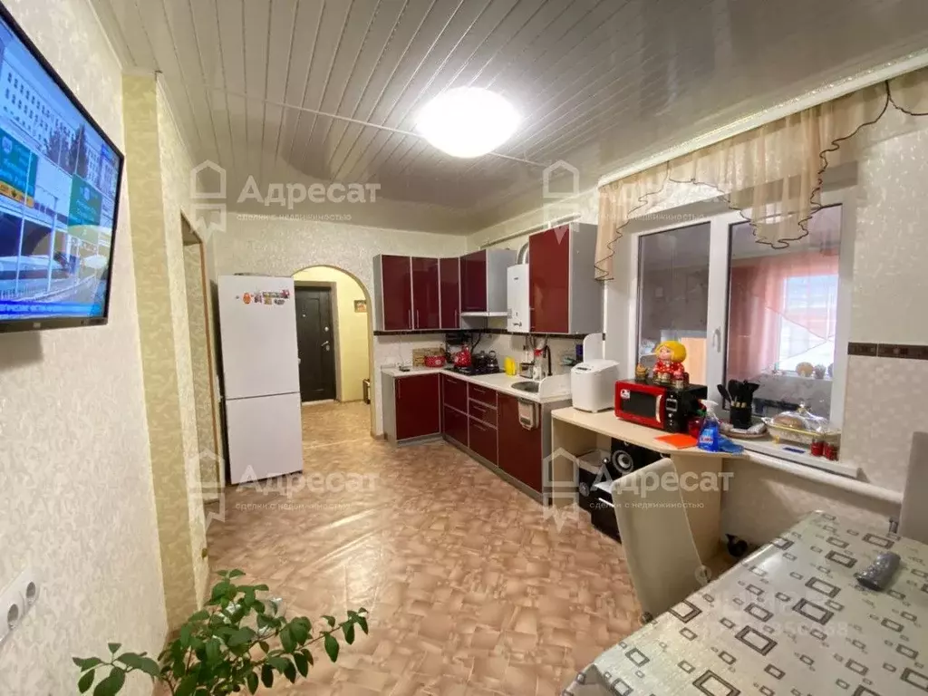 Дом в Волгоградская область, Волгоград Чебоксарская ул. (97 м) - Фото 1