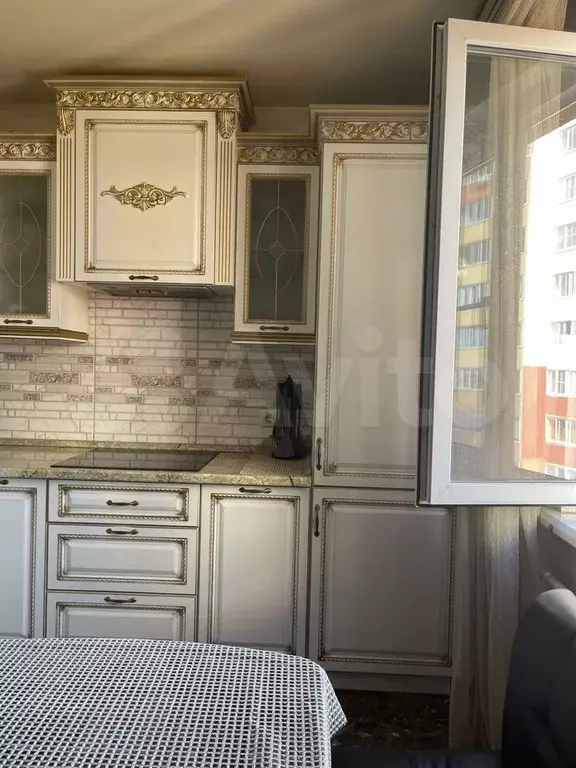 2-к. квартира, 64 м, 11/17 эт. - Фото 1