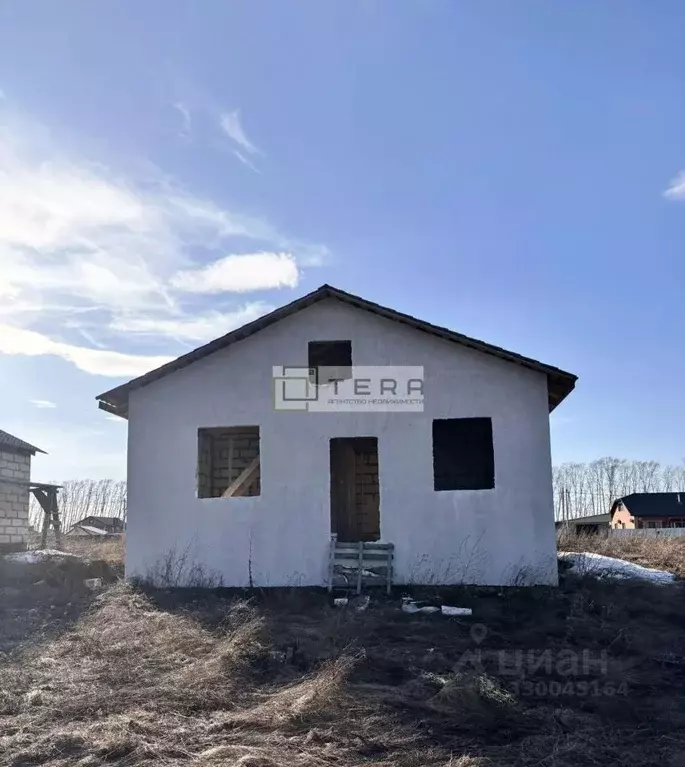 Дом в Башкортостан, Уфимский район, Николаевский сельсовет, с. ... - Фото 1