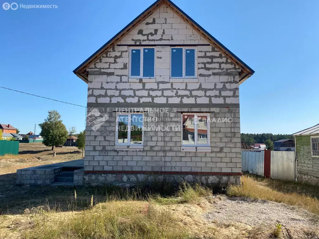 Дом в Рязанская область, Касимовский муниципальный округ, село ... - Фото 1