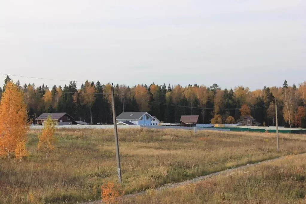 Участок в Московская область, Истра городской округ, д. Дедешино  (7.0 ... - Фото 1