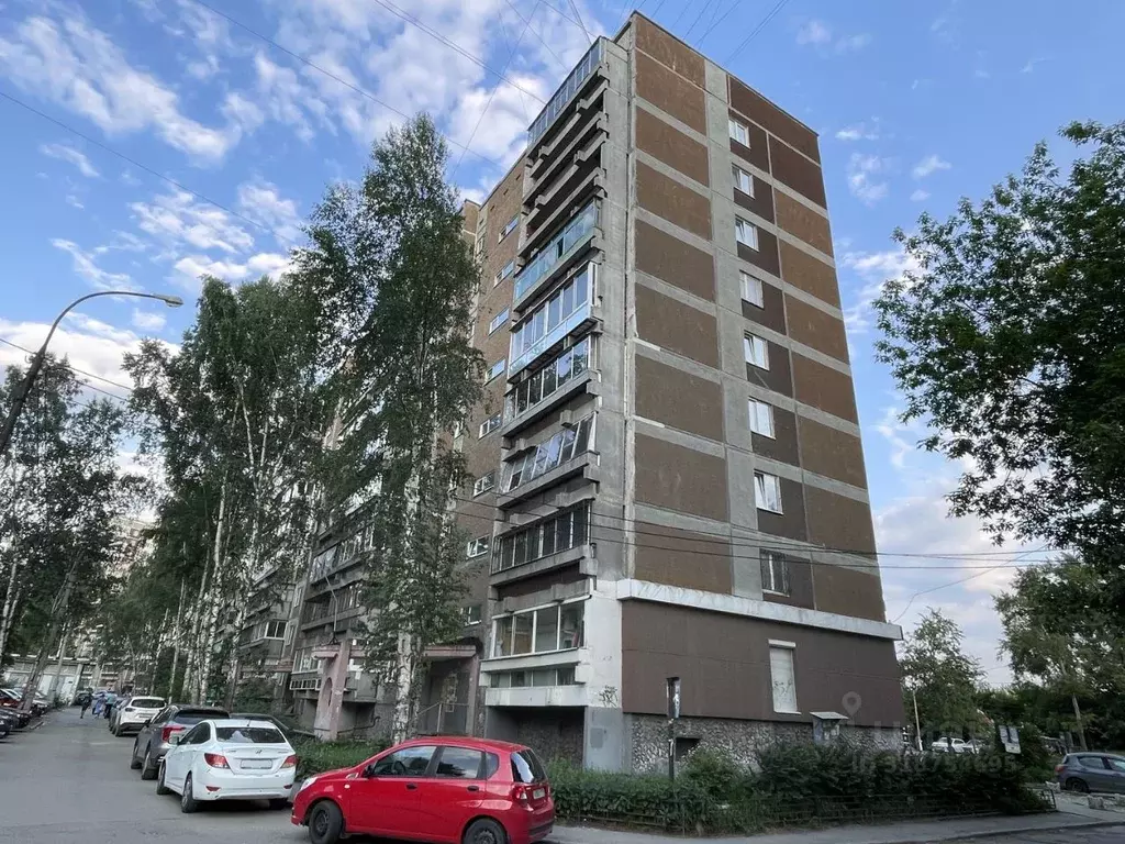 3-к кв. Свердловская область, Екатеринбург ул. Новгородцевой, 35 (64.0 ... - Фото 0