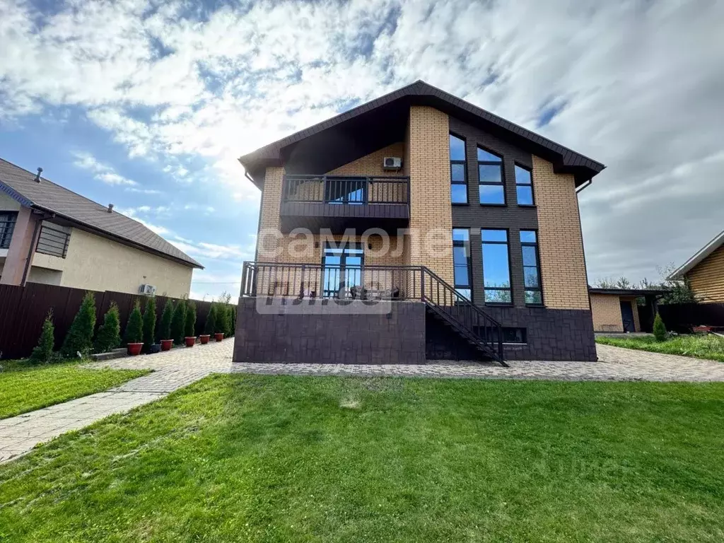 Коттедж в Курская область, Железногорск ул. Являнского, 13 (240 м) - Фото 1