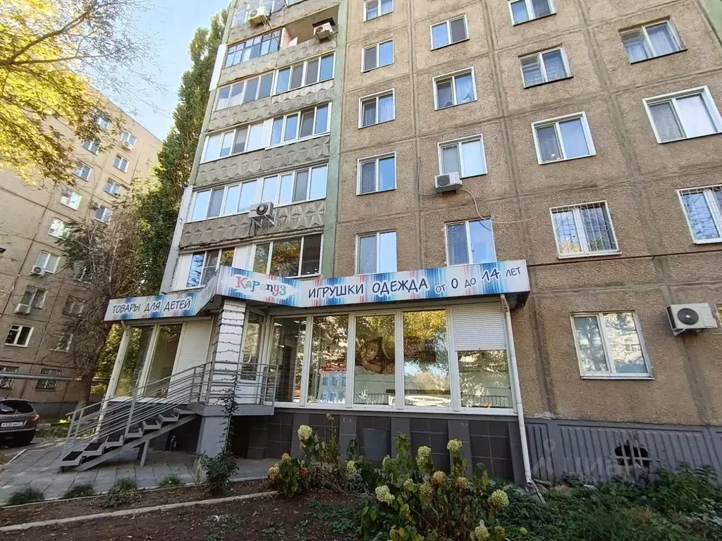 Торговая площадь в Саратовская область, Энгельс ул. Тельмана, 8 (71 м) - Фото 2