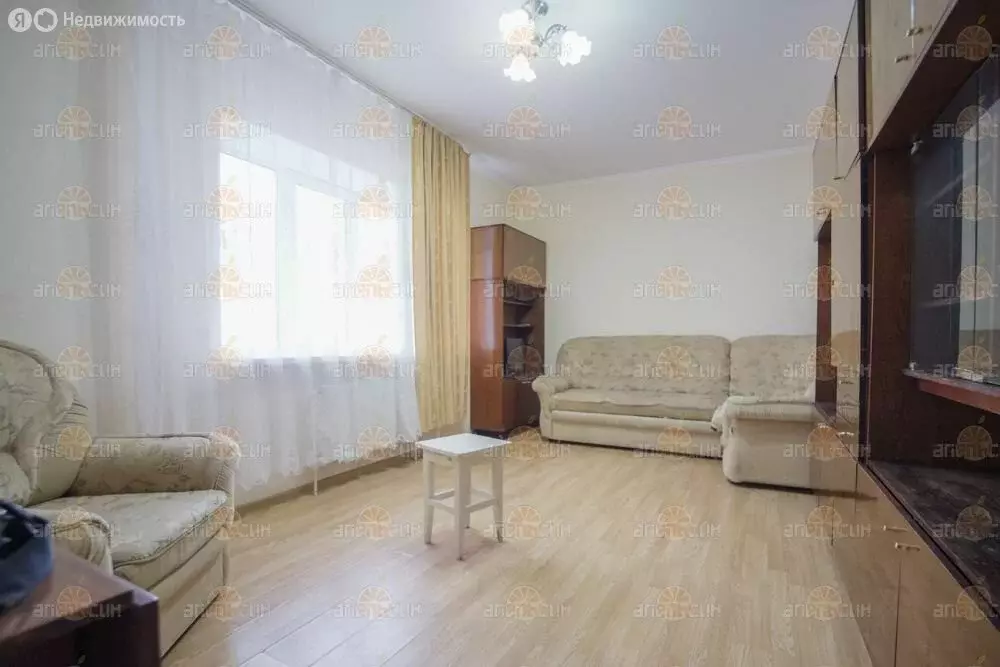 1-комнатная квартира: Ставрополь, улица Пирогова, 74 (36 м) - Фото 1