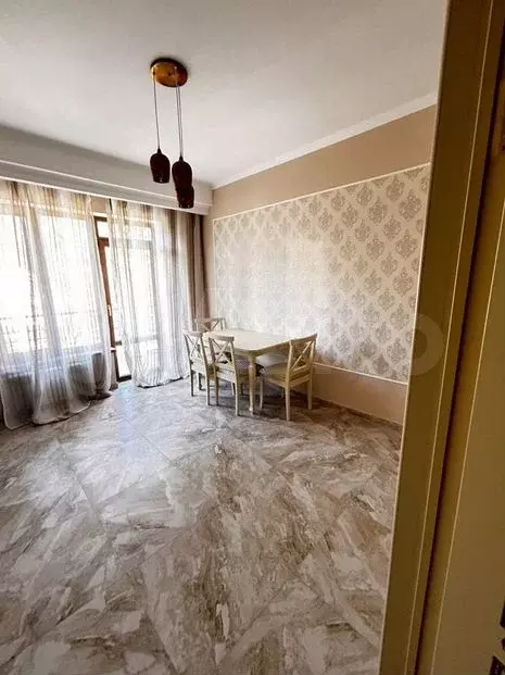 2-к. квартира, 60м, 2/5эт. - Фото 1