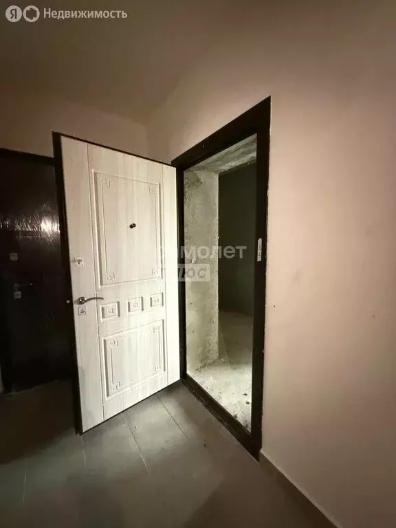 1-комнатная квартира: Медведево, посёлок городского типа Медведево, ... - Фото 2