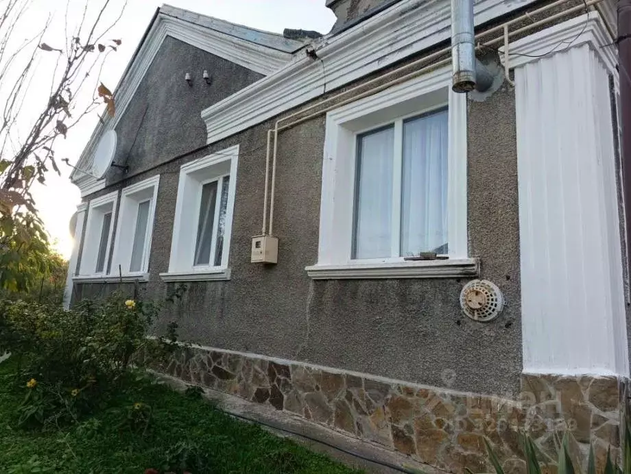 Дом в Крым, Кировский район, Старый Крым городское поселение пл. ... - Фото 1